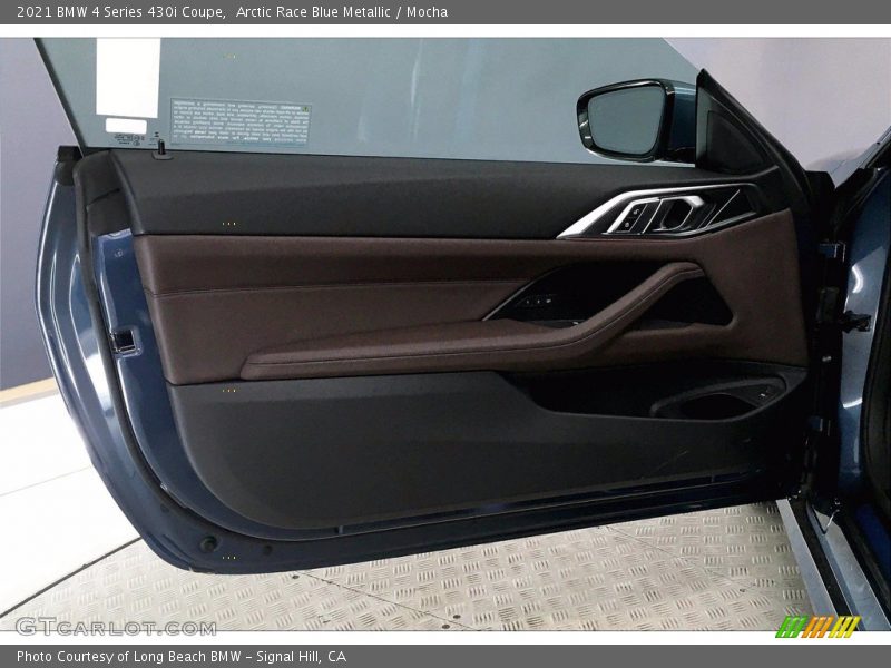 Door Panel of 2021 4 Series 430i Coupe