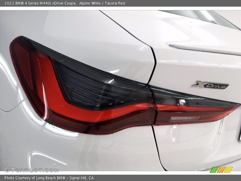 Alpine White / Tacora Red 2021 BMW 4 Series M440i xDrive Coupe