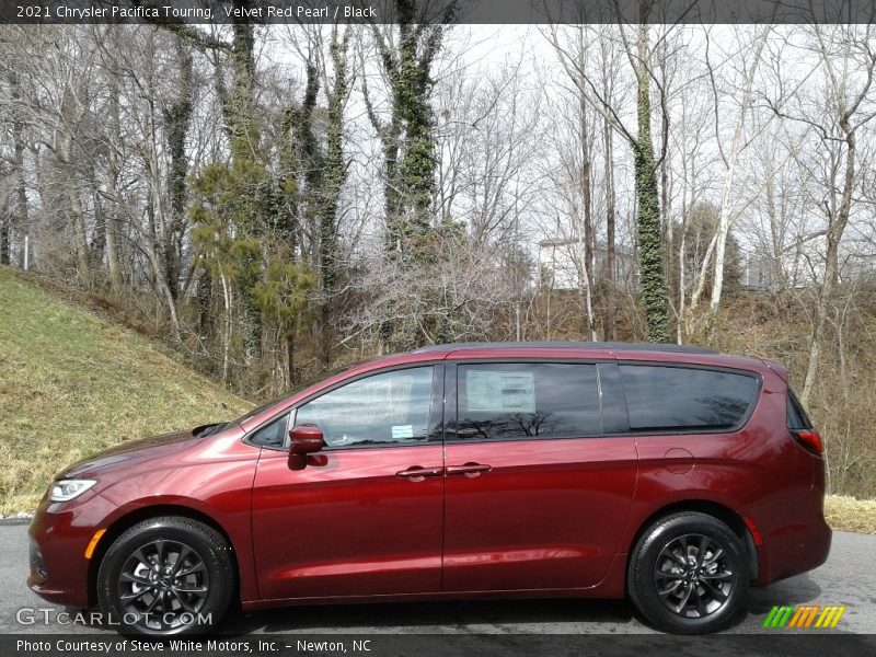 Velvet Red Pearl / Black 2021 Chrysler Pacifica Touring