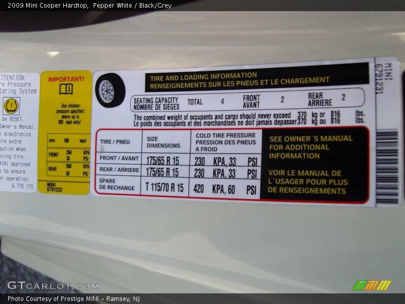 Pepper White / Black/Grey 2009 Mini Cooper Hardtop