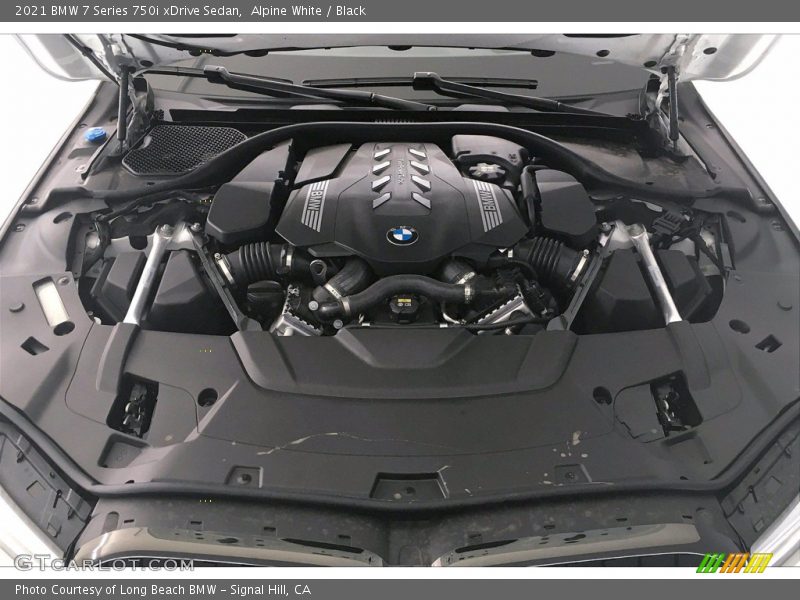  2021 7 Series 750i xDrive Sedan Engine - 4.4 Liter DI TwinPower Turbocharged DOHC 32-Valve VVT V8