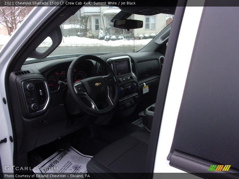 Summit White / Jet Black 2021 Chevrolet Silverado 1500 LT Crew Cab 4x4