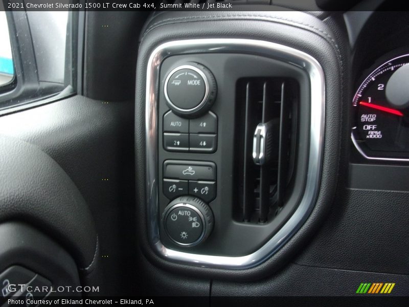 Summit White / Jet Black 2021 Chevrolet Silverado 1500 LT Crew Cab 4x4