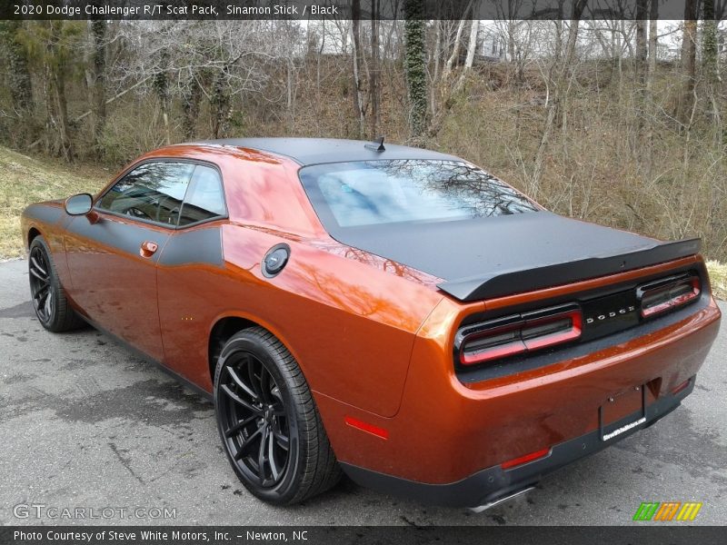 Sinamon Stick / Black 2020 Dodge Challenger R/T Scat Pack