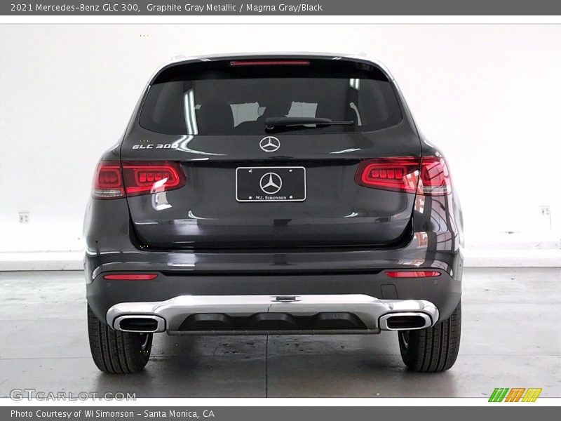 Graphite Gray Metallic / Magma Gray/Black 2021 Mercedes-Benz GLC 300