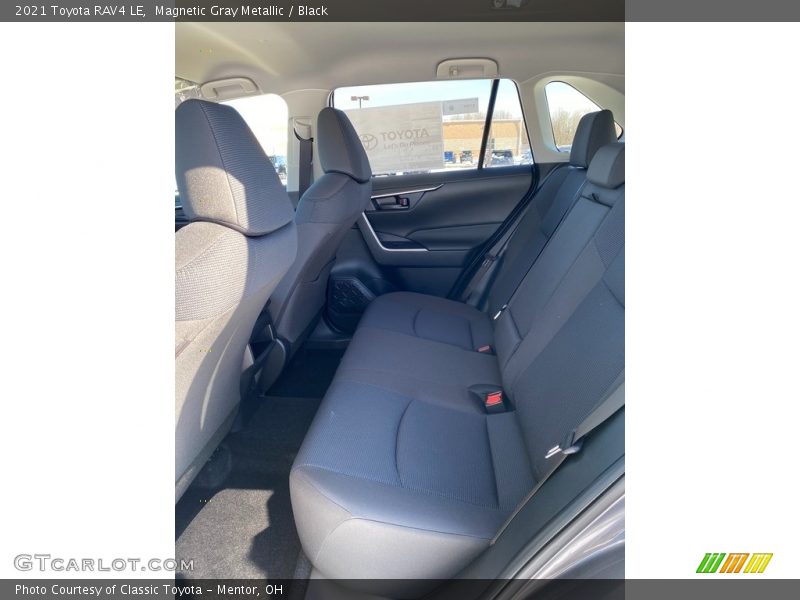 Magnetic Gray Metallic / Black 2021 Toyota RAV4 LE
