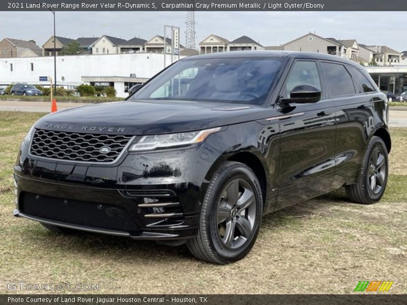 Front 3/4 View of 2021 Range Rover Velar R-Dynamic S