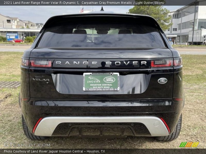 Carpathian Gray Premium Metallic / Light Oyster/Ebony 2021 Land Rover Range Rover Velar R-Dynamic S