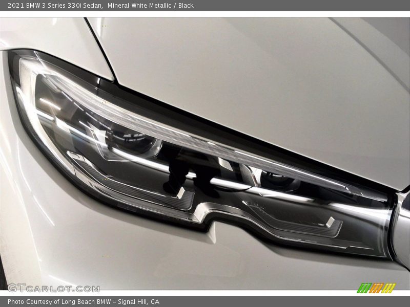 Mineral White Metallic / Black 2021 BMW 3 Series 330i Sedan