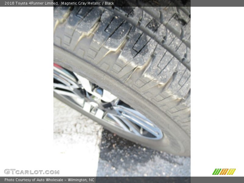 Magnetic Gray Metallic / Black 2018 Toyota 4Runner Limited