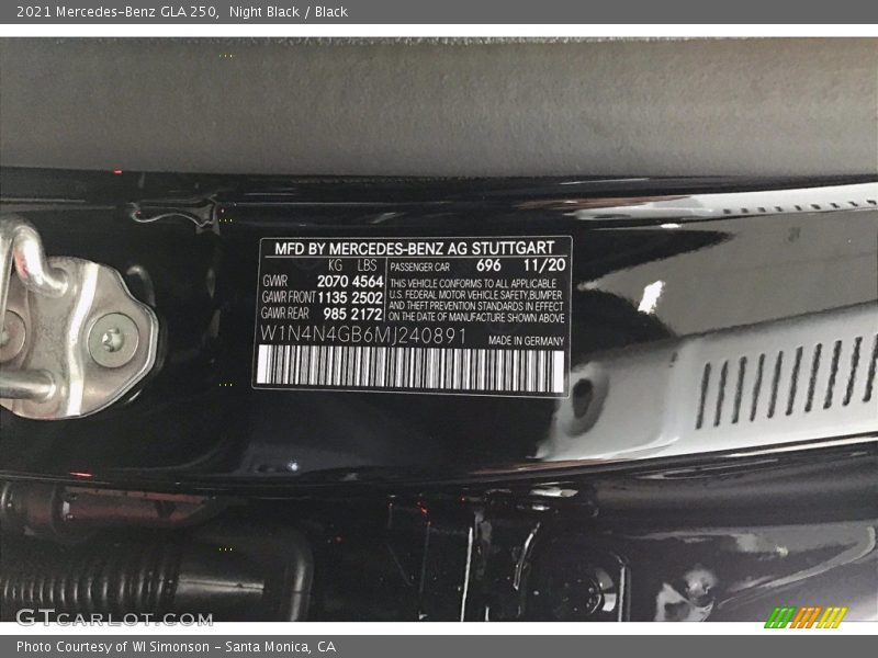 Night Black / Black 2021 Mercedes-Benz GLA 250