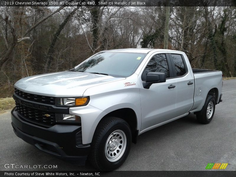 Front 3/4 View of 2019 Silverado 1500 WT Double Cab 4WD