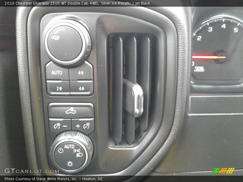 Silver Ice Metallic / Jet Black 2019 Chevrolet Silverado 1500 WT Double Cab 4WD
