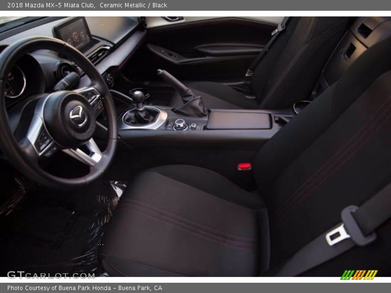 Ceramic Metallic / Black 2018 Mazda MX-5 Miata Club