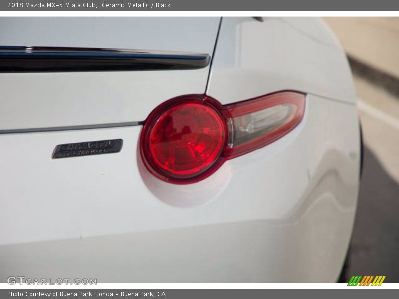 Ceramic Metallic / Black 2018 Mazda MX-5 Miata Club