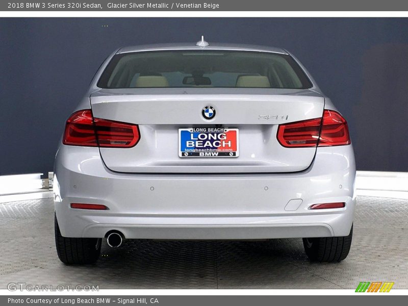 Glacier Silver Metallic / Venetian Beige 2018 BMW 3 Series 320i Sedan