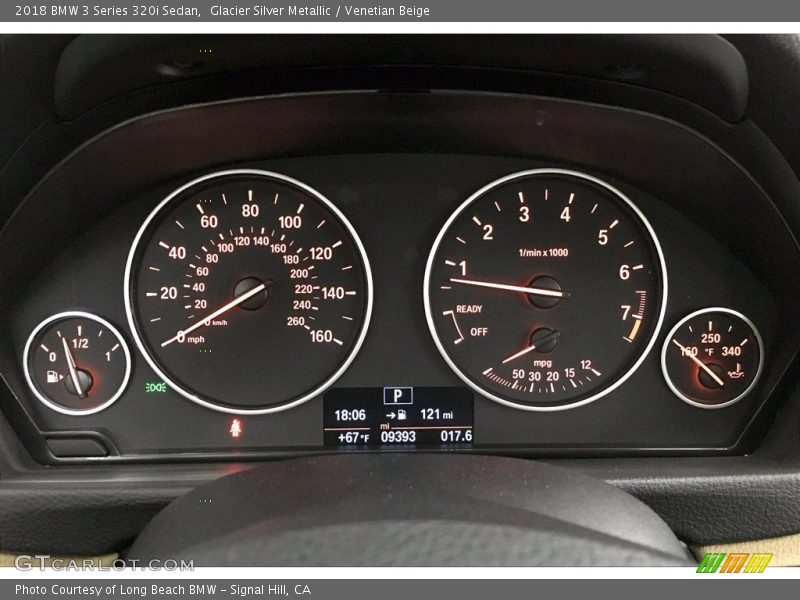 Glacier Silver Metallic / Venetian Beige 2018 BMW 3 Series 320i Sedan