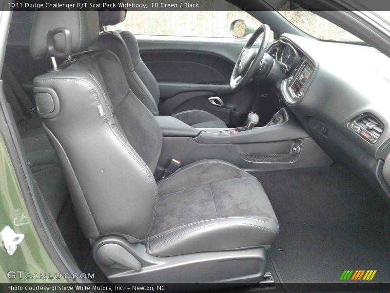 Front Seat of 2021 Challenger R/T Scat Pack Widebody