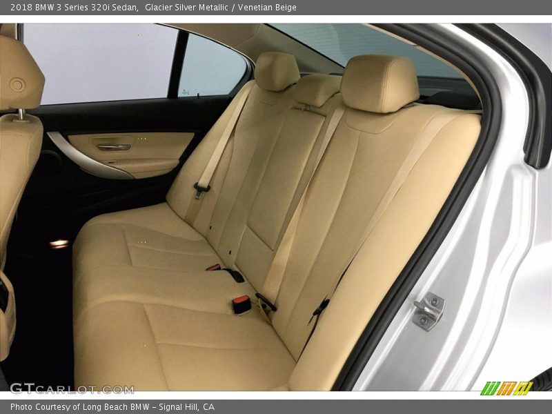 Glacier Silver Metallic / Venetian Beige 2018 BMW 3 Series 320i Sedan