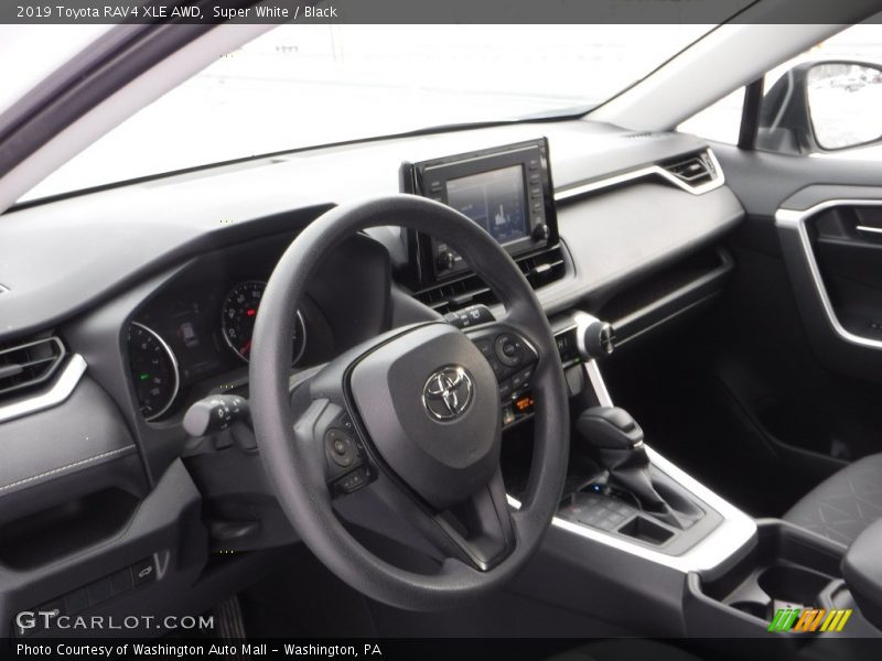Super White / Black 2019 Toyota RAV4 XLE AWD