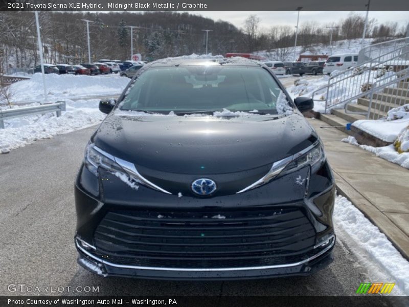 Midnight Black Metallic / Graphite 2021 Toyota Sienna XLE Hybrid
