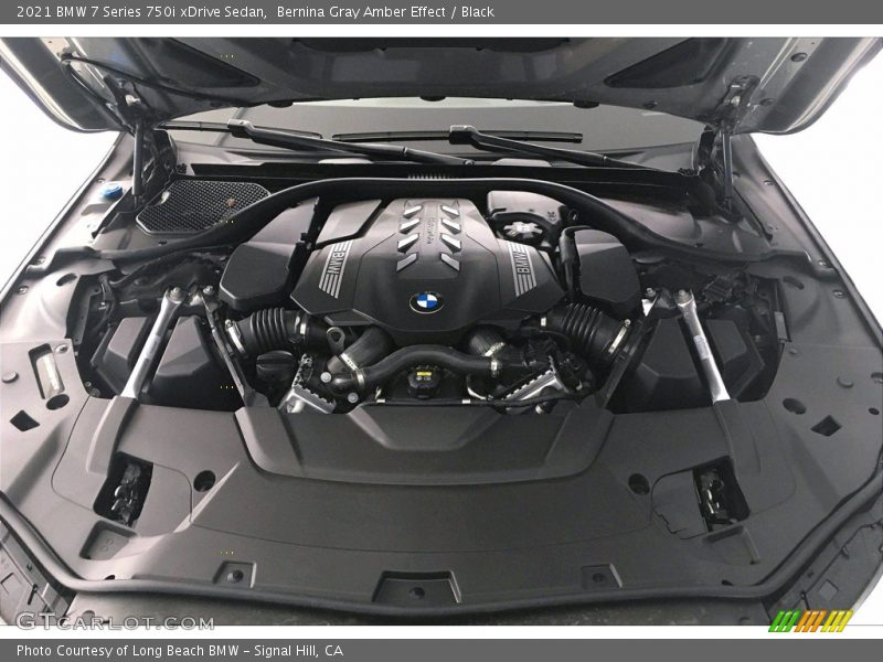  2021 7 Series 750i xDrive Sedan Engine - 4.4 Liter DI TwinPower Turbocharged DOHC 32-Valve VVT V8