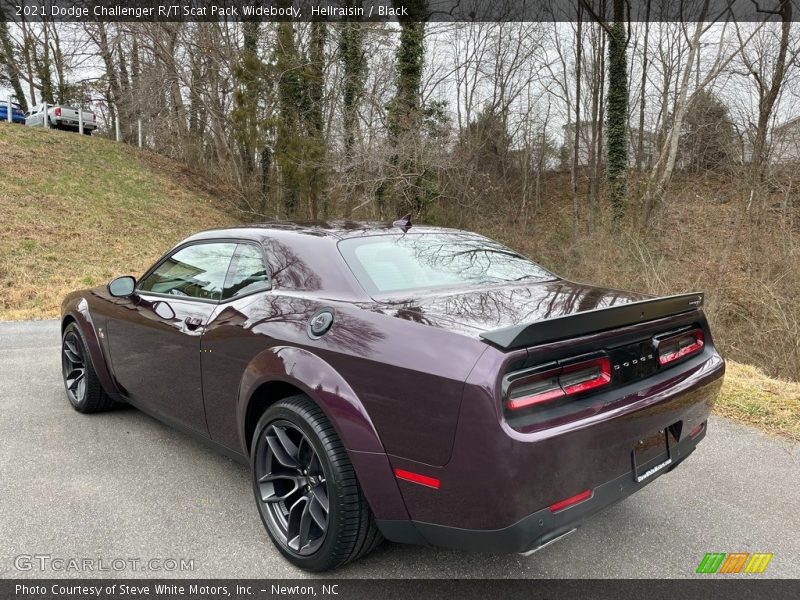 Hellraisin / Black 2021 Dodge Challenger R/T Scat Pack Widebody