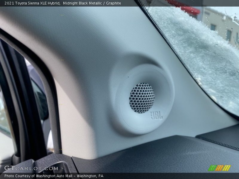 Midnight Black Metallic / Graphite 2021 Toyota Sienna XLE Hybrid