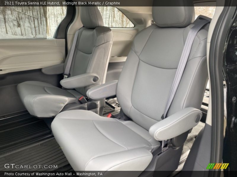 Midnight Black Metallic / Graphite 2021 Toyota Sienna XLE Hybrid