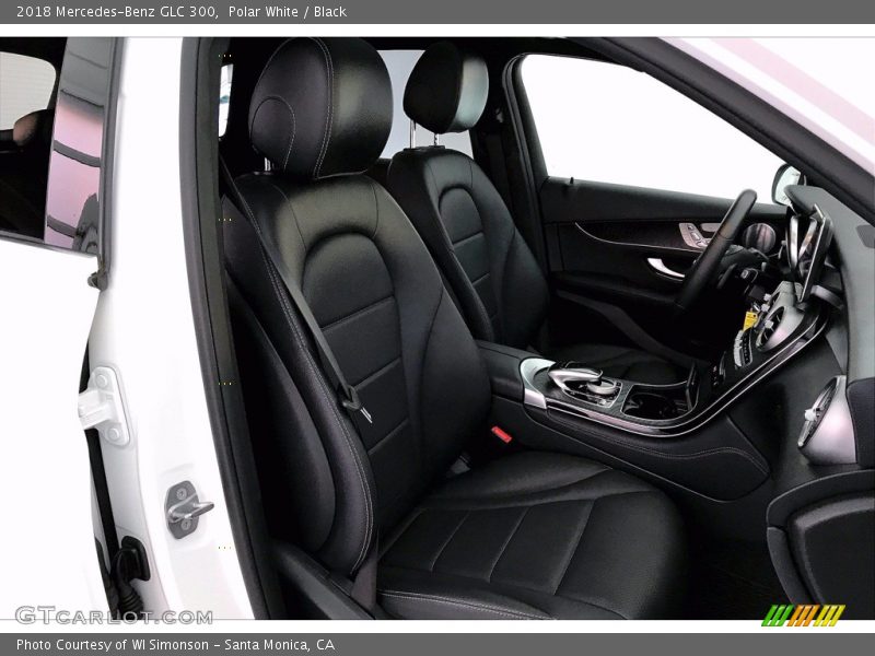 Polar White / Black 2018 Mercedes-Benz GLC 300