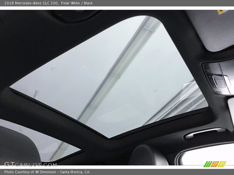 Polar White / Black 2018 Mercedes-Benz GLC 300