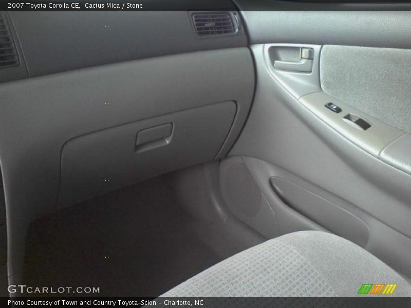 Cactus Mica / Stone 2007 Toyota Corolla CE