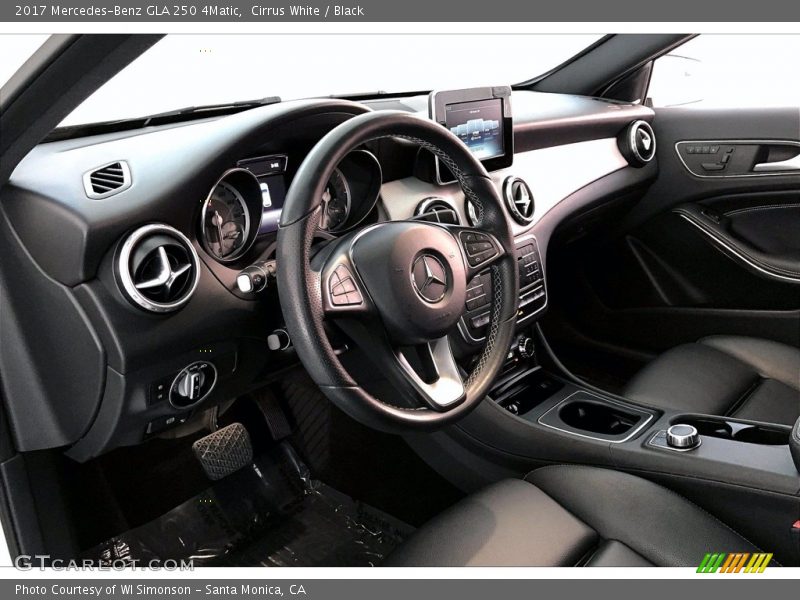 Cirrus White / Black 2017 Mercedes-Benz GLA 250 4Matic