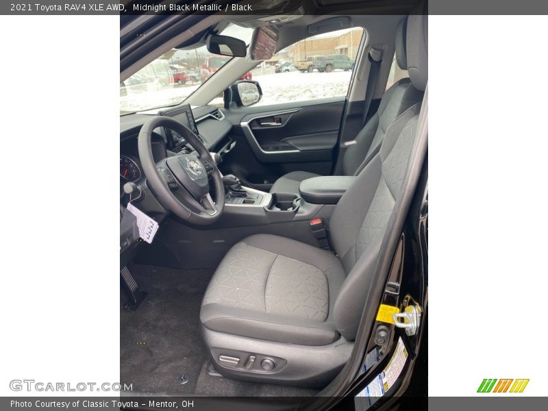 Midnight Black Metallic / Black 2021 Toyota RAV4 XLE AWD