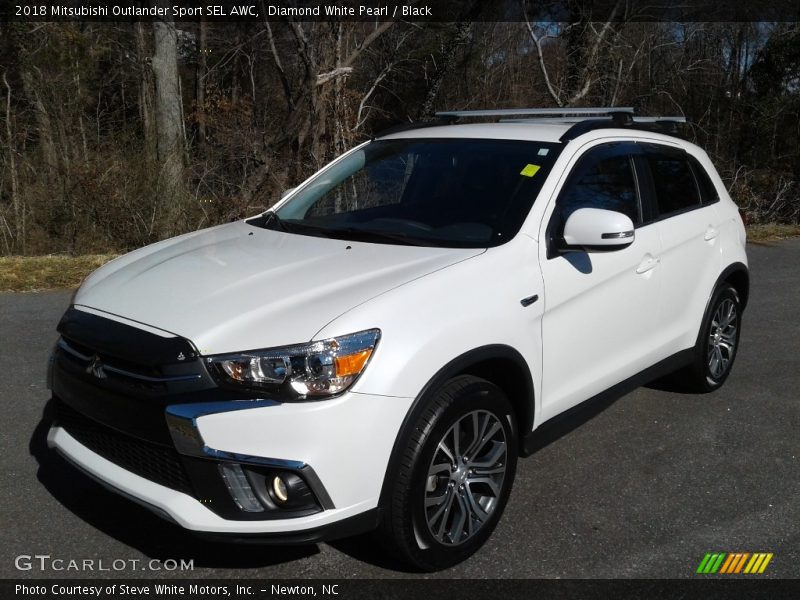 Diamond White Pearl / Black 2018 Mitsubishi Outlander Sport SEL AWC