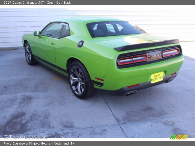 Green Go / Black 2017 Dodge Challenger SXT