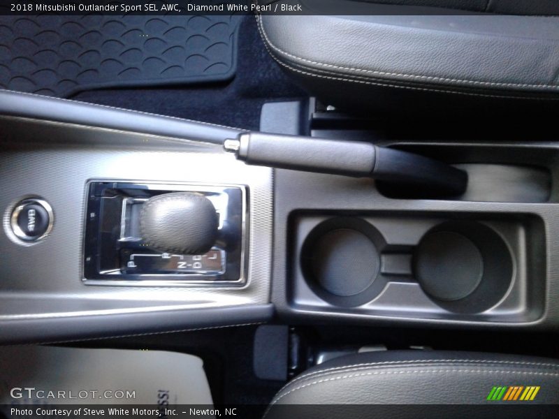 Diamond White Pearl / Black 2018 Mitsubishi Outlander Sport SEL AWC