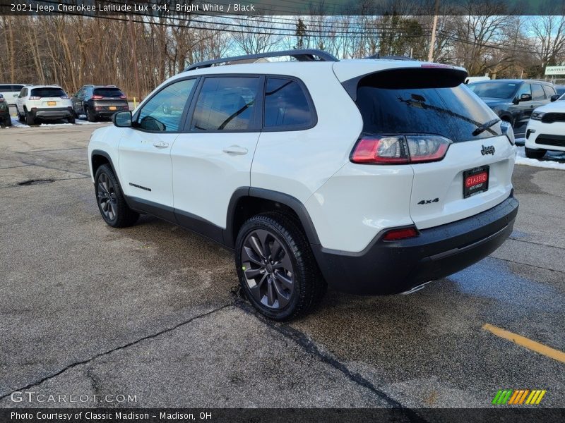 Bright White / Black 2021 Jeep Cherokee Latitude Lux 4x4