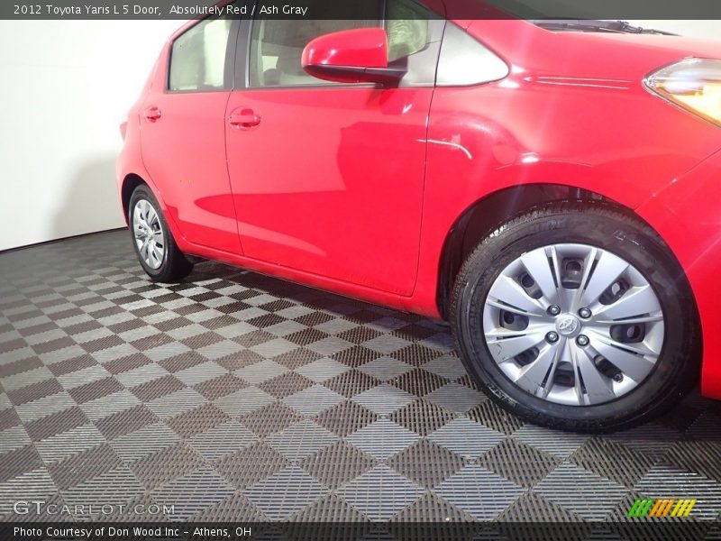 Absolutely Red / Ash Gray 2012 Toyota Yaris L 5 Door
