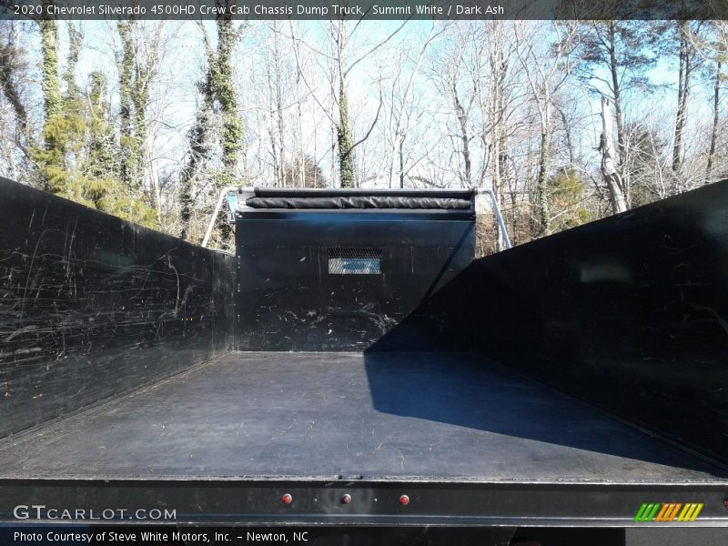 Summit White / Dark Ash 2020 Chevrolet Silverado 4500HD Crew Cab Chassis Dump Truck