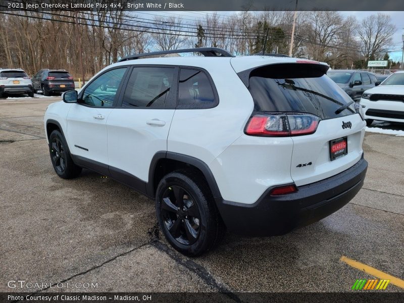 Bright White / Black 2021 Jeep Cherokee Latitude Plus 4x4