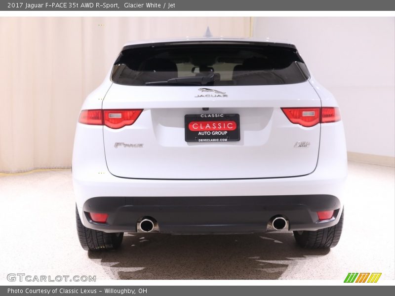 Glacier White / Jet 2017 Jaguar F-PACE 35t AWD R-Sport