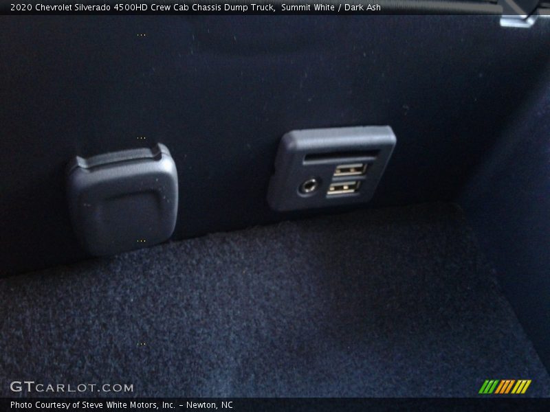 Summit White / Dark Ash 2020 Chevrolet Silverado 4500HD Crew Cab Chassis Dump Truck