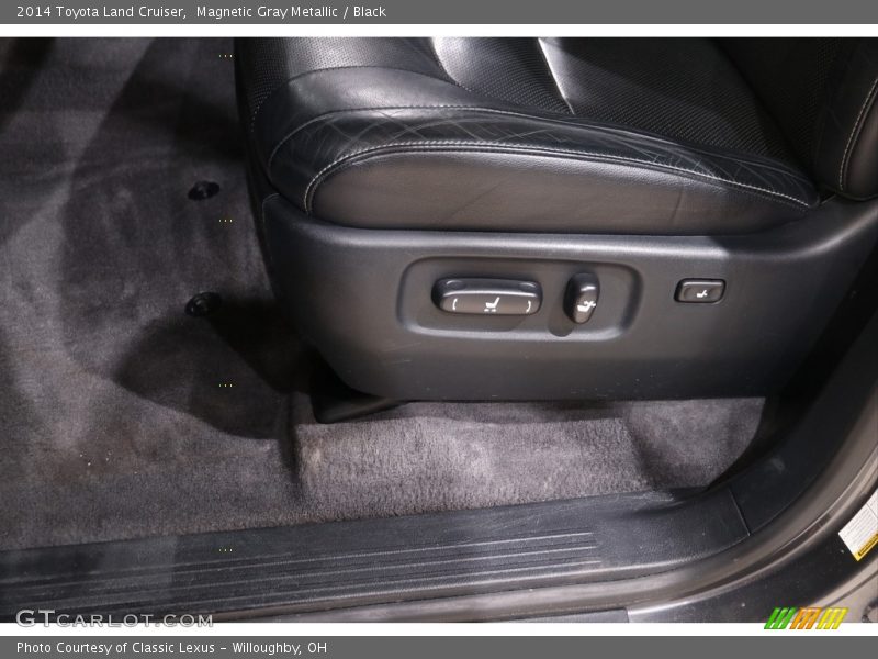 Magnetic Gray Metallic / Black 2014 Toyota Land Cruiser