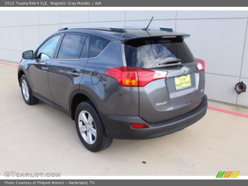 Magnetic Gray Metallic / Ash 2013 Toyota RAV4 XLE