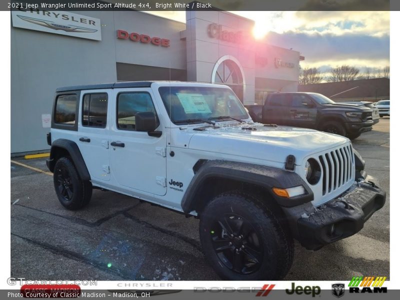 Bright White / Black 2021 Jeep Wrangler Unlimited Sport Altitude 4x4