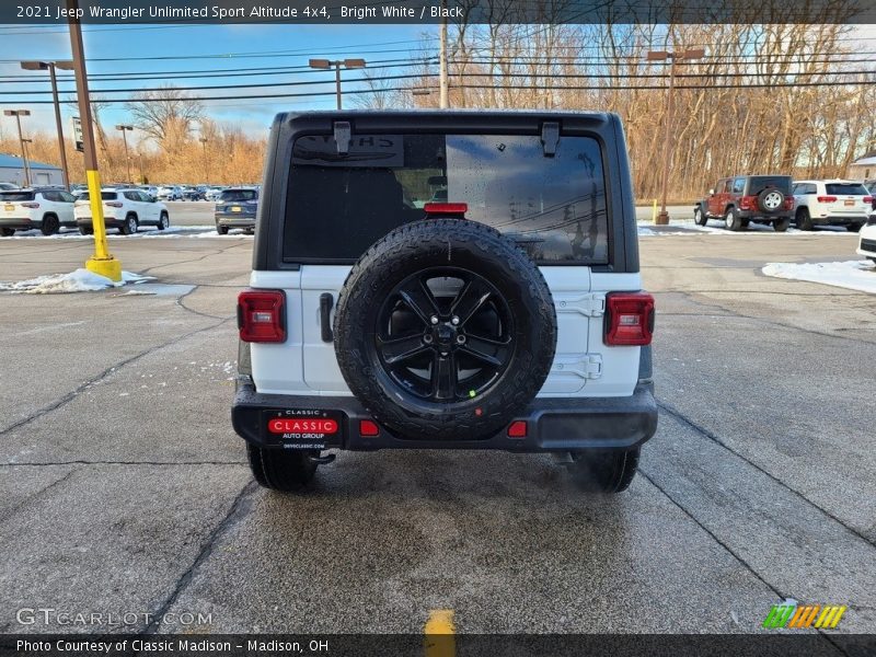 Bright White / Black 2021 Jeep Wrangler Unlimited Sport Altitude 4x4