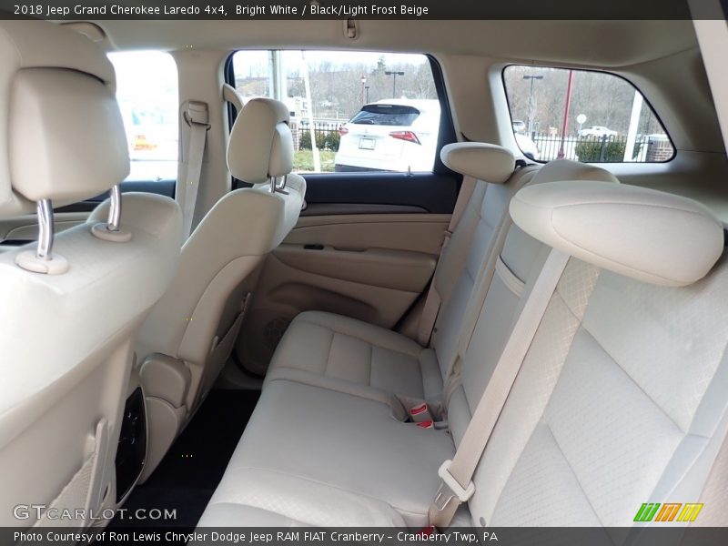 Bright White / Black/Light Frost Beige 2018 Jeep Grand Cherokee Laredo 4x4