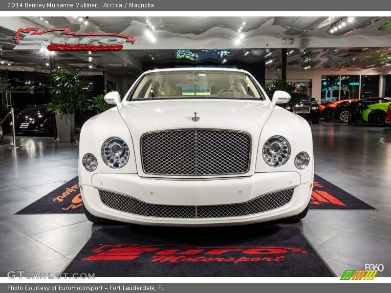 Arctica / Magnolia 2014 Bentley Mulsanne Mulliner