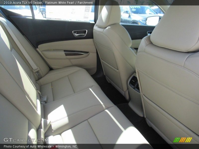 Platinum White Pearl / Parchment 2019 Acura TLX V6 Sedan
